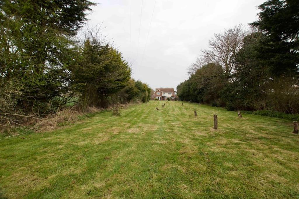 Spacious 5 Bed In The Countryside, Close To Frinton-On-Sea Kirby Cross Dış mekan fotoğraf